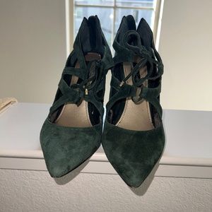 Grass green closed toed heels with laces